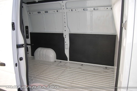 Nissan NV400