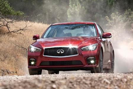 Infiniti reemplazará la dirección del Q50 (o por qué lo nuevo no siempre es lo mejor)