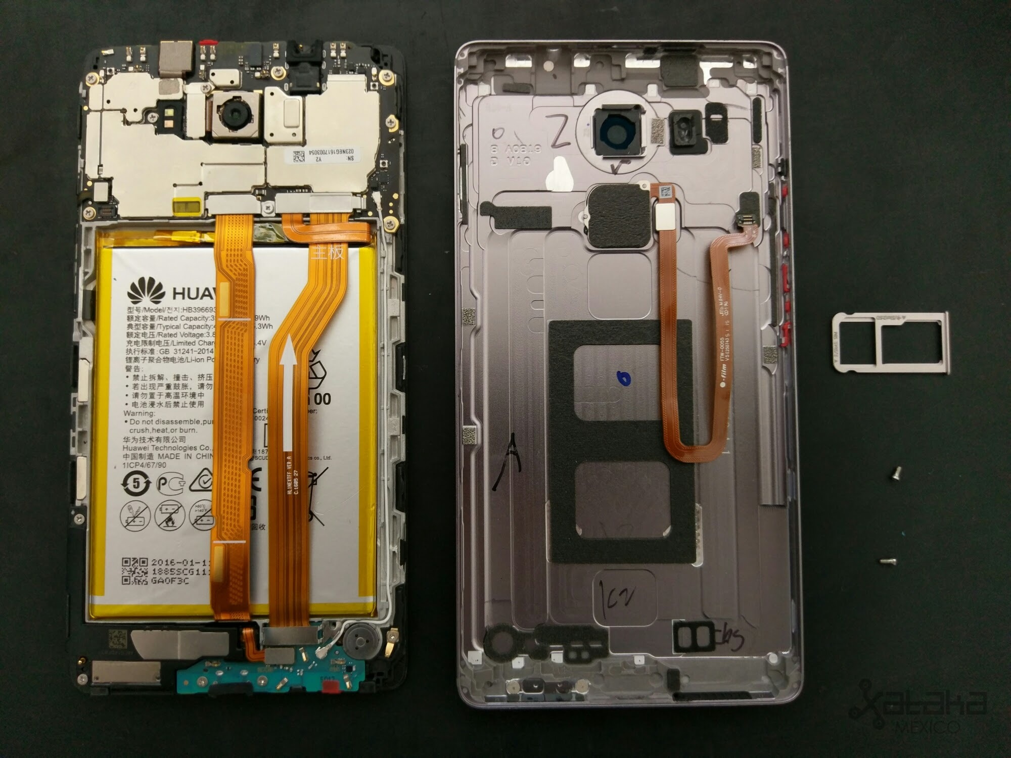 Foto de Desensamble del Huawei Mate 8 (2/8)