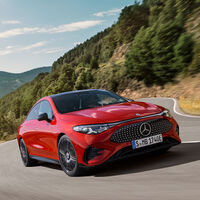 El nuevo Mercedes CLA eléctrico no puede usar la mayoría de los cargadores rápidos. Ante las críticas, Mercedes rectifica pero a medias 