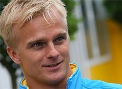 Renault confirma a Kovalainen