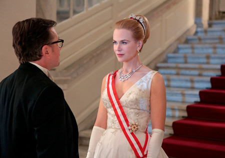 ¿Verdad que Nicole Kidman está que se sale haciendo de Grace Kelly?