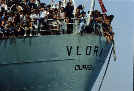 Albanians Refugees In Italy 1991 4 2