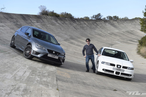 El primer SEAT León Cupra en el Autódromo de Terramar. ¿Te vienes a dar una vuelta al pasado?