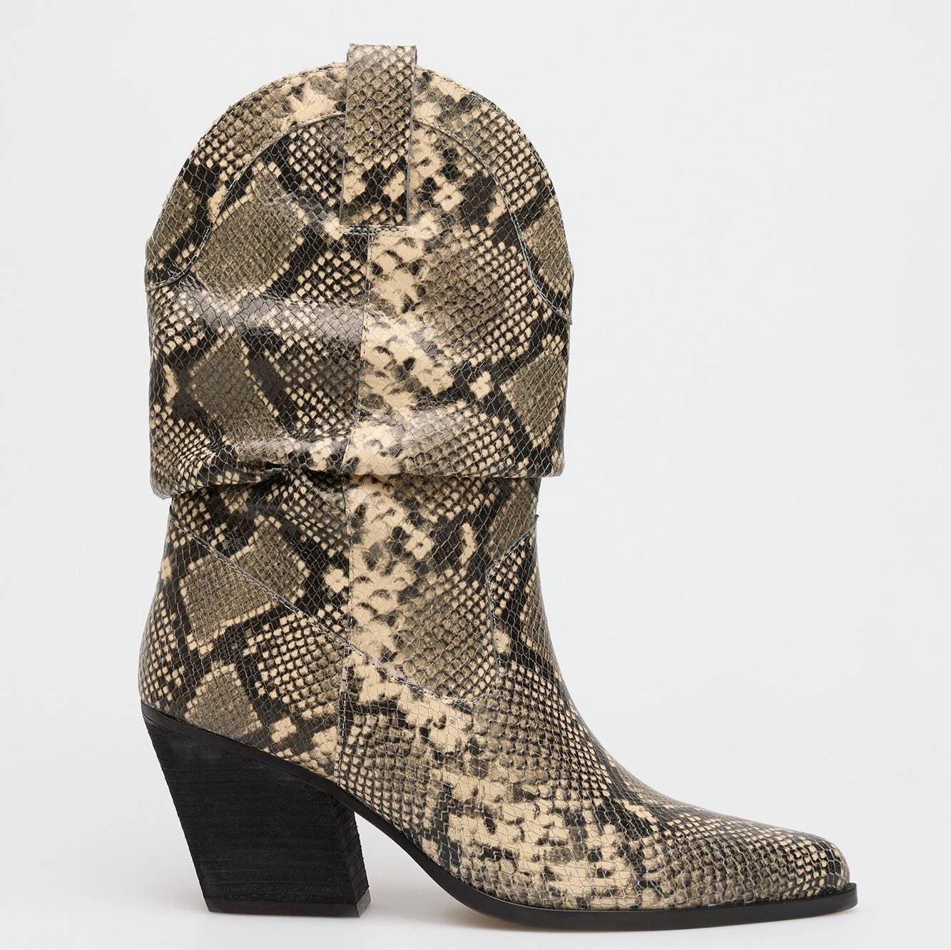 Bota serpiente
