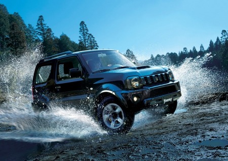 Suzuki Jimny, pequeños cambios para salir a flote