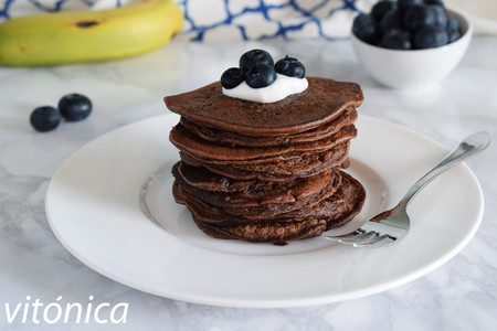 Tortitas fitness de chocolate, plátano y avena: receta saludable sin azúcar