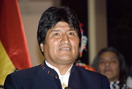 El Gobierno boliviano regulará el uso de las redes sociales
