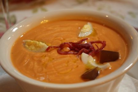 El salmorejo: un plato de verano con grandes beneficios