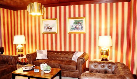 Hotel Miguel Angel liquidación muebles