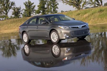 Avalon Hybrid (1) 1