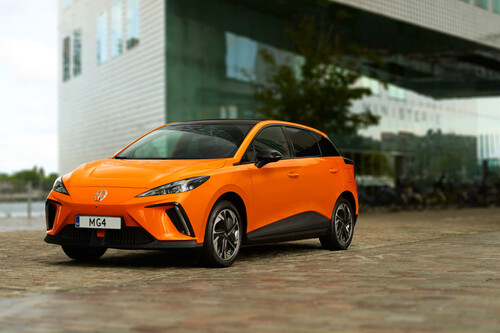 Primer contacto con el MG4 Electric: el coche eléctrico barato no está reñido con la calidad y el diseño