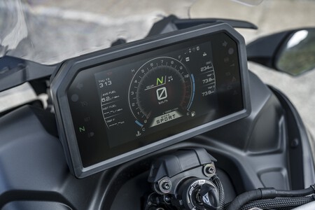 Yamaha Niken Gt 2023 012