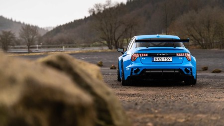 Lynk & Co 03 Cyan Concept