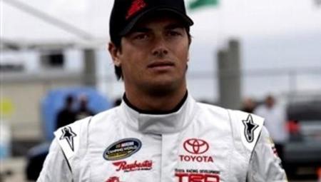 Nelsinho Piquet se marcha a la NASCAR