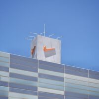 El outlet de Nike liquida las zapatillas Air Max 90 gris humo perfectas para vestir a diario por elegantes y duraderas