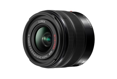 LUMIX G VARIO 14-42 mm f3.5-5.6 II: Panasonic reduce espacios