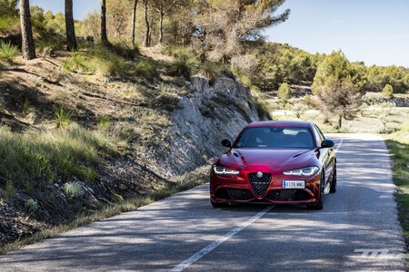 Alfa Romeo Giaulia Quadrifoglio 2025 Prueba 025