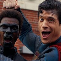 Ración doble de buenas noticias de Warner Bros. con Superman... y con Batman. Después de meses de silencio parece que 'Battinson' está de vuelta 