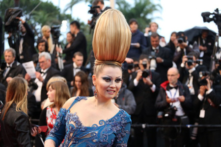 Las 15 extravagancias más locas en los looks del Festival de Cannes