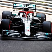 Pole position de récord para Lewis Hamilton en Mónaco y Ferrari traiciona a Charles Leclerc
