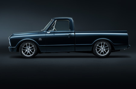 Chevrolet C10 Centennial Edition
