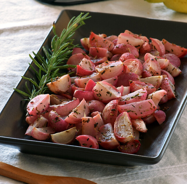 Rábano: propiedades, usos en cocina y ocho recetas para disfrutarlo a tope