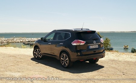 Nissan X-Trail 2014 presentación 03