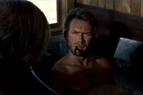 Este western de Clint Eastwood incluye un divertido homenaje a los dos directores que más influyeron en su carrera: "Me estaba divirtiendo" 