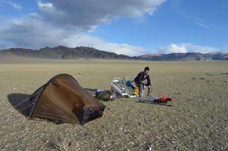 Viajes extremos: atravesar Mongolia a pie y en solitario