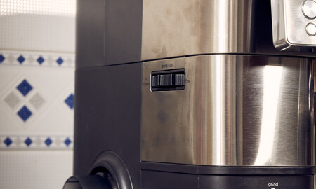 Analisis Ninja Luxe Cafe 3