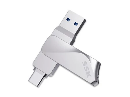 USB-C および USB-A 出力を備えたペンドライブの例 (画像: Amazon の SSK)