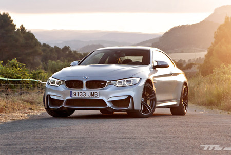 El cambio manual no está muerto: probamos el BMW M4 Coupé de tres pedales