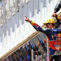 El paddock se hunde en la tristeza tras la muerte de Luis Salom