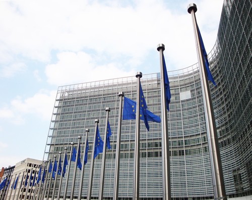 Bruselas en defensa del consumidor: España debe eliminar las clausulas suelo