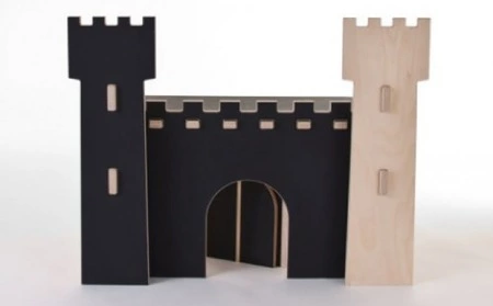 Un escritorio infantil con forma de castillo