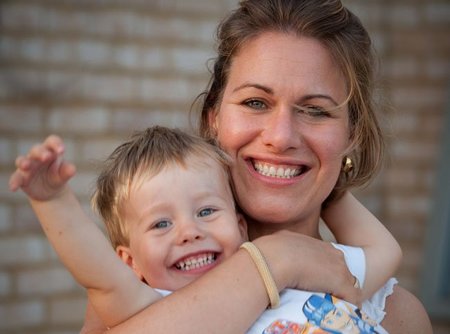 Los padres podemos ayudar a nuestros hijos a ser optimistas