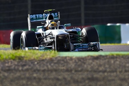 Lewis Hamilton cree que nadie podrá parar a Red Bull este año