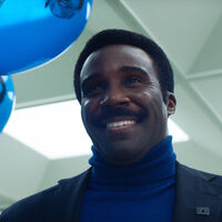 Tramell Tillman hizo historia en los Emmy 2025 con su triunfo como mejor actor de reparto por 'Separación'