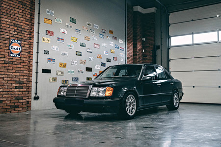 Este raro Mercedes Clase E con motor BMW M fue el principio del fin para la firma de tuning que lo creó