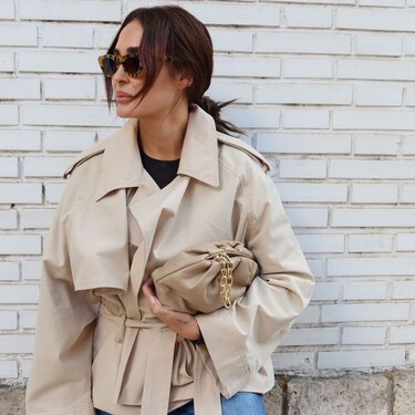 Las nuevas zapatillas Skechers Slip Ins son color caramelo salado, minimalistas y comodísimas para caminar durante horas