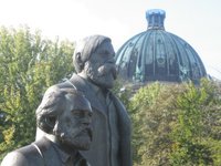 Economistas Notables: Friedrich Engels
