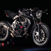 ¡Desvelada! Aquí tienes a la misteriosa MV Agusta RVS, una scrambler venida del futuro