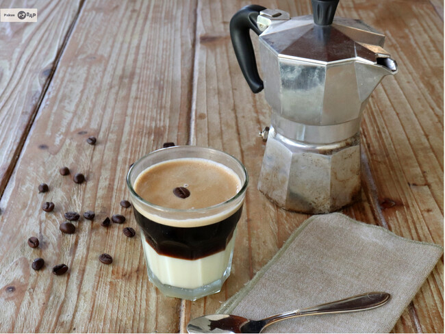 Café bombón: la auténtica receta de café con leche condensada para los más golosos