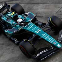 Los números no mienten: algo le han prohibido al Aston Martin de Fernando Alonso, aunque no se haya dicho qué