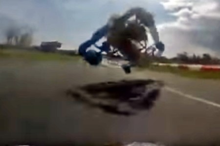 Mario Kart en la vida real, o el mejor adelantamiento que habrás visto jamás