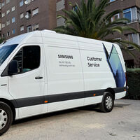 Otra ventaja de tener un Galaxy: que te reparen el móvil a la puerta de casa, incluso a cero euros 