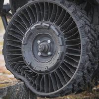 Ingenieros de Michelin han creado la rueda indestructible: el neumático sin aire diseñado para sobrevivir a explosiones