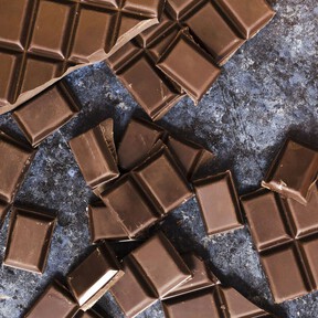 Detienen en Alemania a un coche con más de 1.100 tabletas de chocolate. La policía no se explica qué iban a hacer con ellas