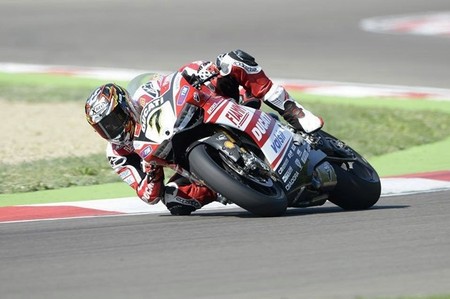 chaz-davies-imola-wsbk-2014